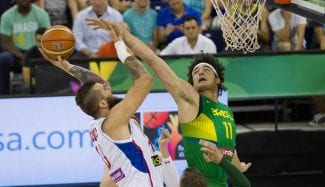 Varejao: “En una competición como esta si pierdes un partido no puedes estar llorando”