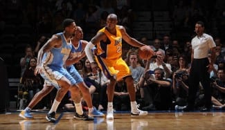 Los últimos coletazos de la leyenda: Kobe le mete 28 a los Nuggets, pero pierde (Vídeo)