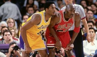 Michael Jordan: «Kobe ha robado mis movimientos. Somos buenos amigos» (Vídeo)