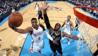 Los Thunder asustan. Westbrook y Durant machacan a los Spurs con 55 puntos entre ambos (Vídeo)