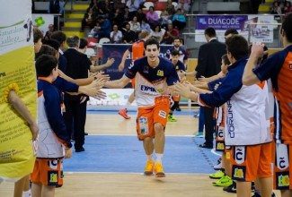 Basquet Coruña muestra la fuerza de su cantera. Homenaje a todas sus secciones