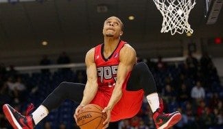 ¿Te acuerdas de Spud Webb? John Jordan gana el concurso de la D-League con 1.77 m.