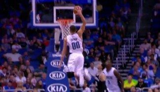 ¡Espectáculo en Florida! Los Magic anotan 139 puntos y Gordon la vuelve a liar (Vídeo)