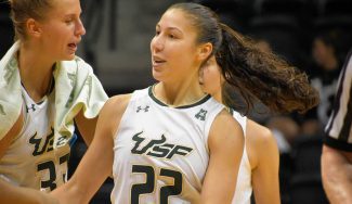 Laia Flores roza el triple-doble en el triunfo de USF: brilla la hermana de un ACB