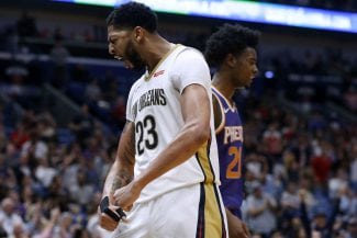 No hay quien pare a Anthony Davis: otra monstruosidad para ganar a los Suns