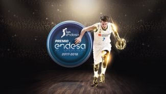 Luka Doncic recibe el Premio Endesa 2018