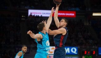 El Kirolbet Baskonia se impone con contundencia al Movistar Estudiantes