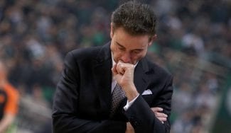 Pitino critica la guerra entre Panathinaikos y Olympiacos: «Es una anarquía»