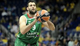 ¿Vuelve el hijo pródigo? Bourousis: «Si me hacen una oferta lo pensaría»