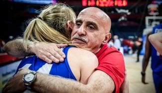 Reino Unido hace historia en el Eurobasket… con un entrenador español