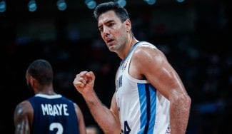 Un descomunal Luis Scola mete a Argentina en la final contra España