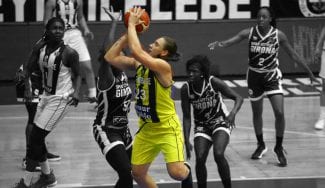 Así es Alina Iagupova, posiblemente la mejor jugadora de baloncesto en Europa