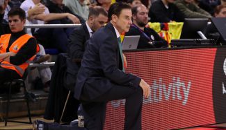 La queja de Pitino sobre la forma física de sus jugadores tras perder ante el Barça