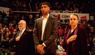 Circunstancia especial: Tim Duncan debuta como entrenador principal en la NBA