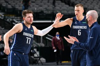 Porzingis firma su mejor partido esta temporada y Doncic le acompaña con otro triple-doble