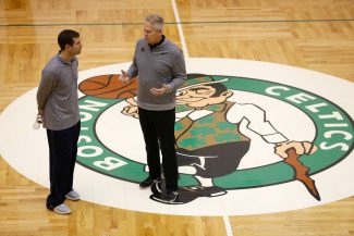 Revolución en los Boston Celtics: adiós a Danny Ainge y Brad Stevens pasa a los despachos