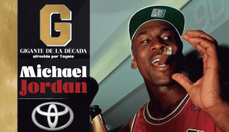 Michael Jordan, Gigante de la década del especial de Gigantes de los 90 ofrecido por Toyota